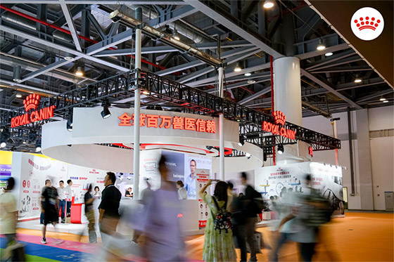 皇家携情绪舒缓新品亮相东西部大会,赋能诊疗行业高质量发展