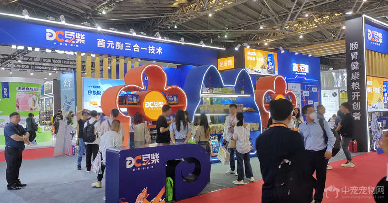 直击上海TOPS它博会,一起“茸化”在这五月天