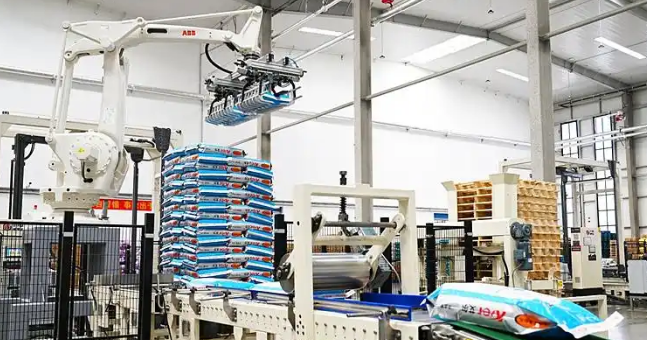 “电商+”发力，带火“宠物食堂”