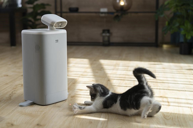 海外宠物智能品牌HHOLOVE携新品陪伴机器人亮相2023年上海亚宠展