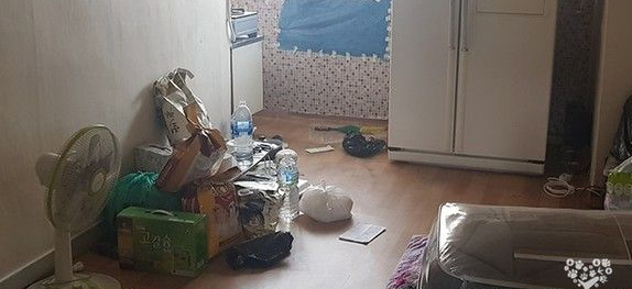 南韩发生虐狗悲剧 狗被关空屋惨遭活活饿死