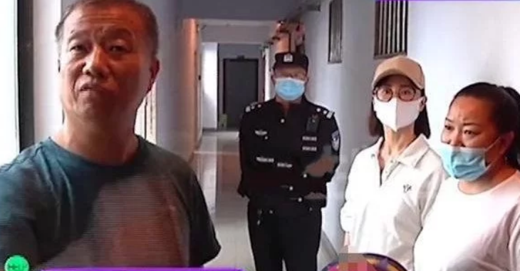 被狗咬还被骂?究竟是何种力量,能够让“狗咬人”变成“人伤人”