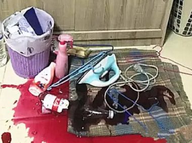 洗澡时客厅传来巨响，看到现场心脏受不了