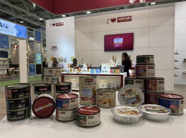德国头部宠物食品品牌animonda爱诺德携合作伙伴共赴Zoomark2025国际展会