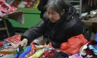 孤寡老人养狗的好处 | 空巢老人养宠物对心理健康有益