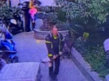 5个月柯基犬被打死,派出所:曾跳到打狗人五六岁女儿身上